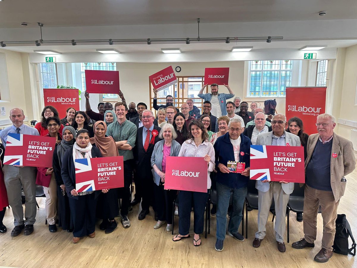 We had a terrific launch today for the final twenty days of my PCC campaign. It was great to be joined by ⁦@SarahOwen_⁩ ⁦@alistrathern⁩ ⁦@rach_hopkins⁩ and my nominee Deputy PCC ⁦@_UmmeAli⁩ as well as councillors and supporters from across Bedfordshire.