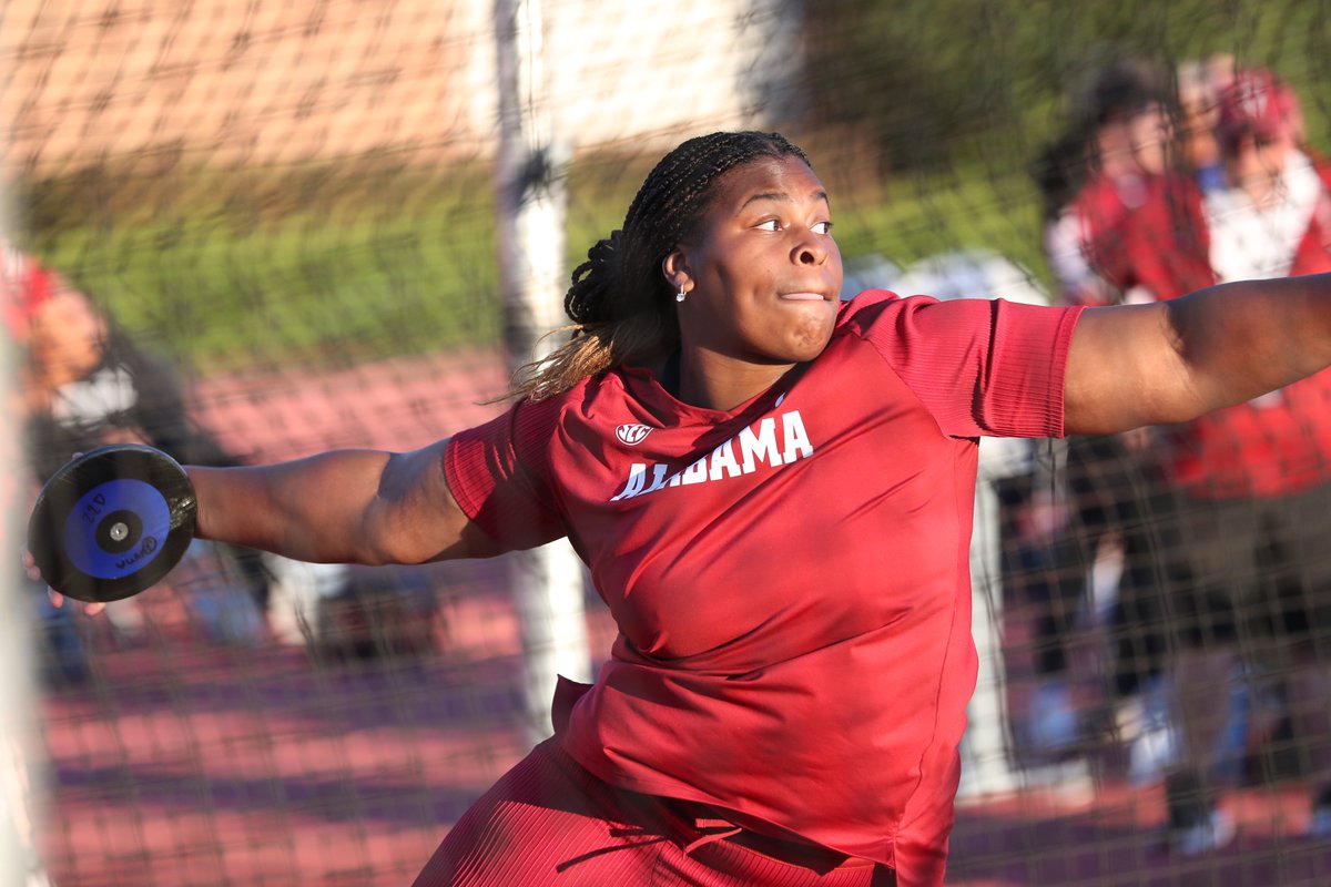 Amani Heaven finishes6⃣in the women's discus👏 49.05m | 160-11 #RollTide