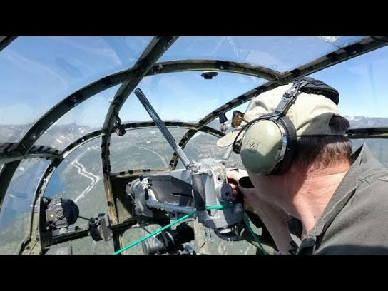 zurl.co/YtI7 - Take a detailed look at what it's like to experience a ride in the B-25J Mitchell bomber 'Executive Suite'. 🇺🇸 | zurl.co/otvc 🇬🇧