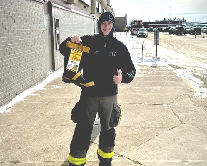 Throughout the month of March, #Dauphin Fire Fighters held #FillTheBoot events and raised $5,000 for Canadians affected by neuromuscular disorders. They have been supporting MDC since 1976 and have since raised an incredible $110,000. Thank you! 🔗 filltheboot.ca