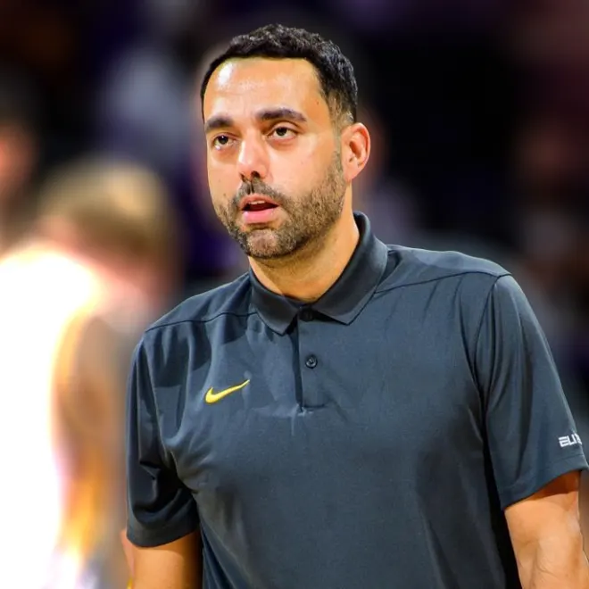 Link: tinyurl.com/rkjm4hee #WVU is set to hire Nelson Hernandez as the general manager of the basketball program according to a report.