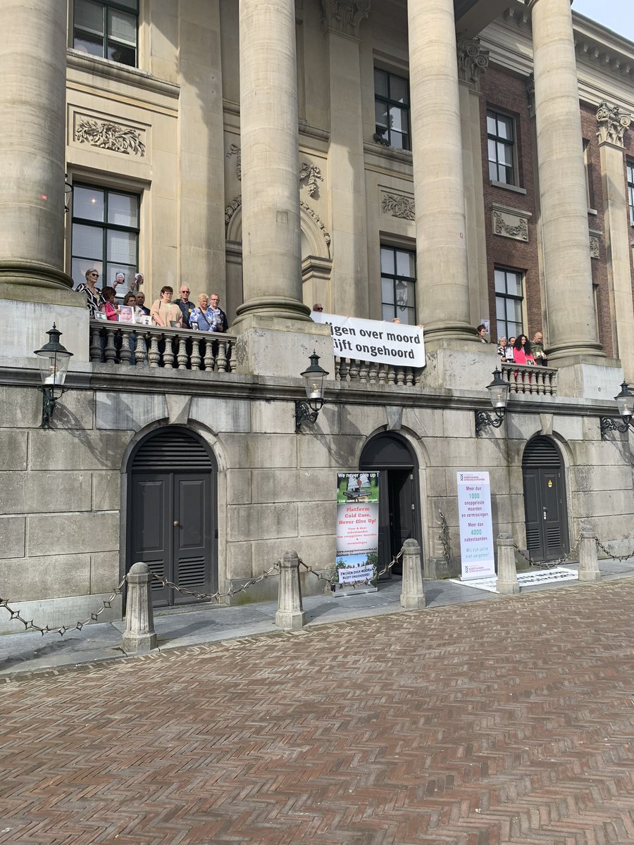 mickvanwely's tweet photo. De cold case dag 2024 van ons platform en de FNG zit erop! Prachtige dag. In Groningen, met dank aan de gemeente Groningen, nabestaanden, Kamerleden @songulmutluer @UlysseEllian , cold case teams van de politie, Lex Meulenbroek van NFI, Simon Vuyk en vele anderen. Never give up!! #coldcase