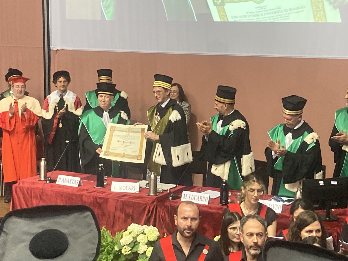 Dept. Chemistry Ciamician - University of Bologna (@ciamician_unibo) on Twitter photo 🧑🎓⚠️👩🔬yesterday was a very important moment for our Department. Prof Paul Anastas with the Honorary Degree became a fellow of the Department of Chemistry and Alumnus of @unibo. <a href="/YaleEnvironment/">Yale School of the Environment</a> #GreenChemistry #Sustainability 🧑🎓⚠️👩🔬yesterday was a very important moment for our Department. Prof Paul Anastas with the Honorary Degree became a fellow of the Department of Chemistry and Alumnus of @unibo. <a href="/YaleEnvironment/">Yale School of the Environment</a> #GreenChemistry #Sustainability