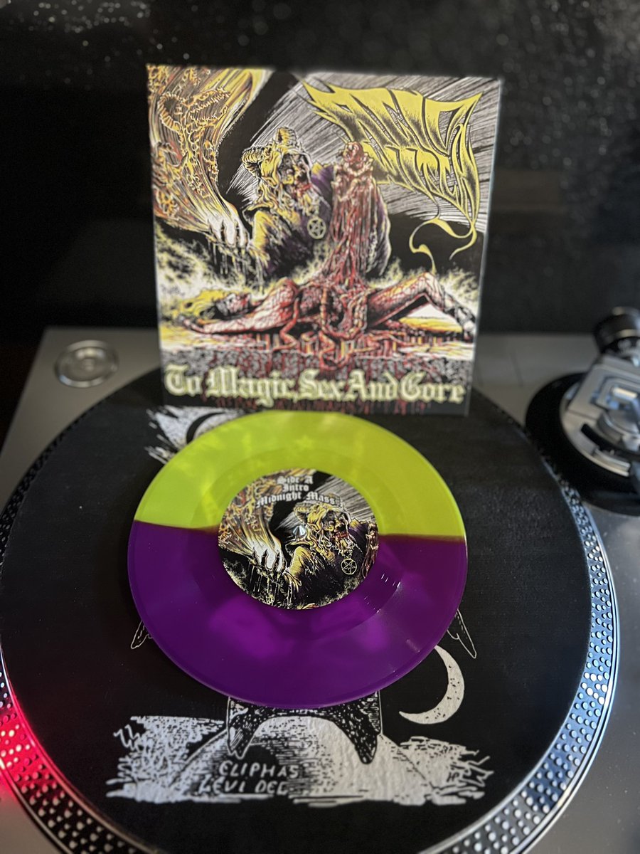 ACID WITCH “To Magic, Sex and Gore” 2019 7” #acidwitch #uspsychedelicdoommetal green/purple vinyl 2020 #hellsheadbangersrecords