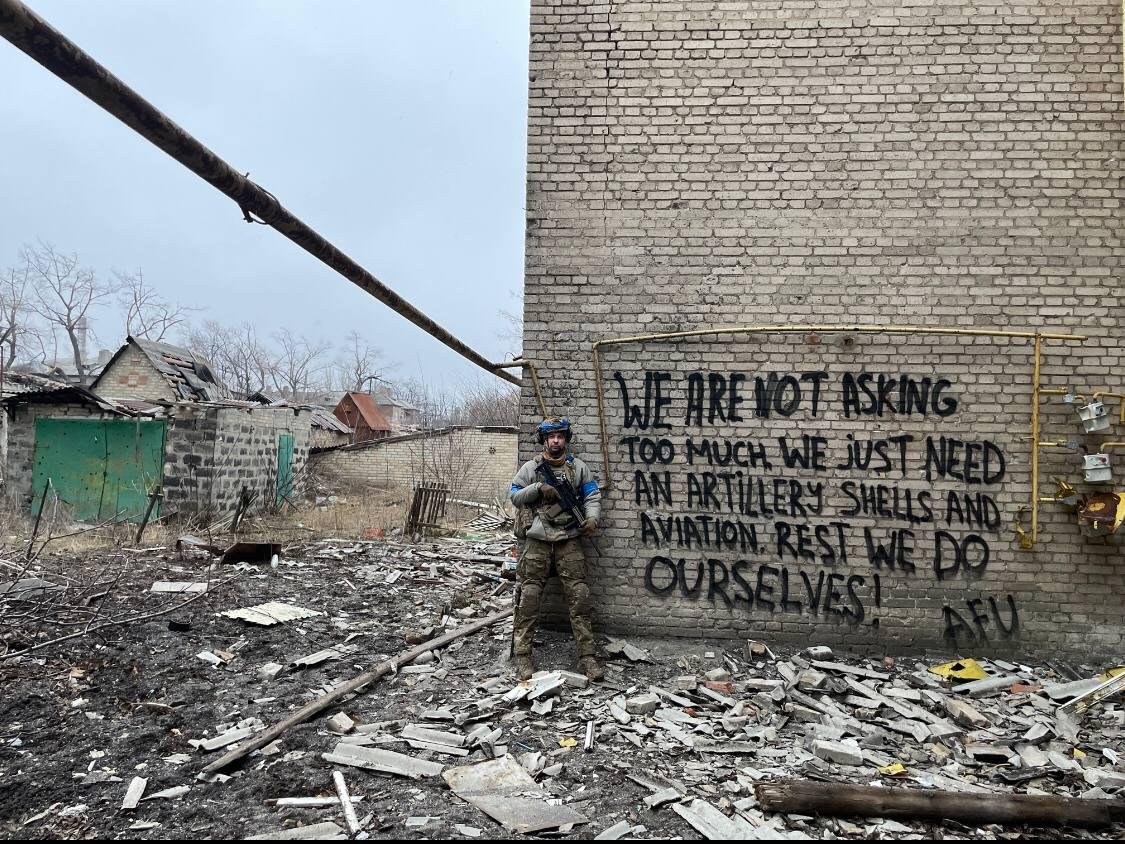 CanadianKobzar's tweet photo. This message still stands true. Give Ukraine the weapons it needs. https://t.co/txXpUnobB6