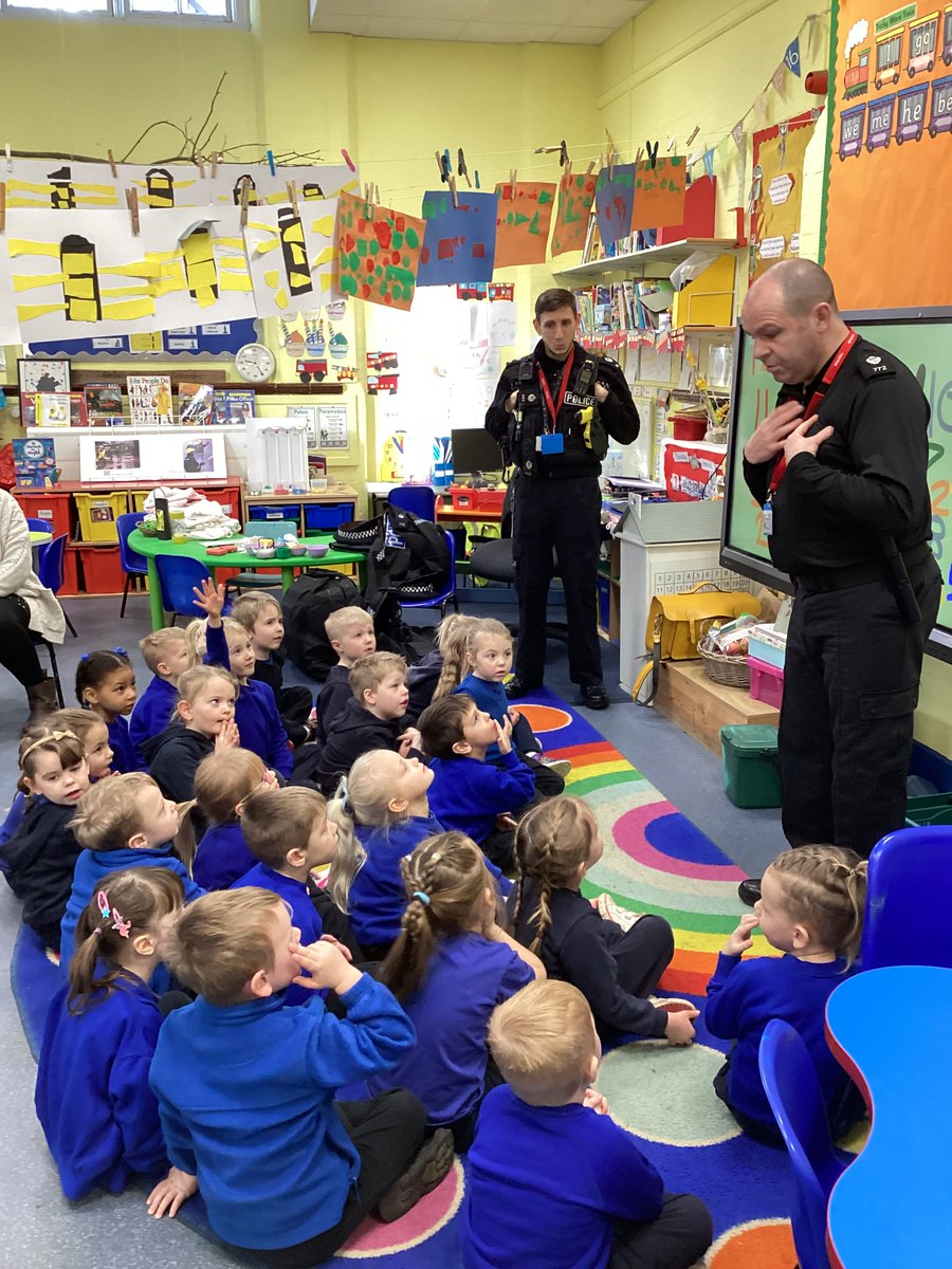 GEPSClass1's tweet photo. Our learning about People Who Help Us was brought to life when PC Wicks &amp; PC Phillips came to visit! The policemen explained how they helped people &amp; answered questions the children had written! We tried on uniform &amp; explored the police car &amp; equipment! Thank you so much ! 🚓 https://t.co/Wt0VJRD740