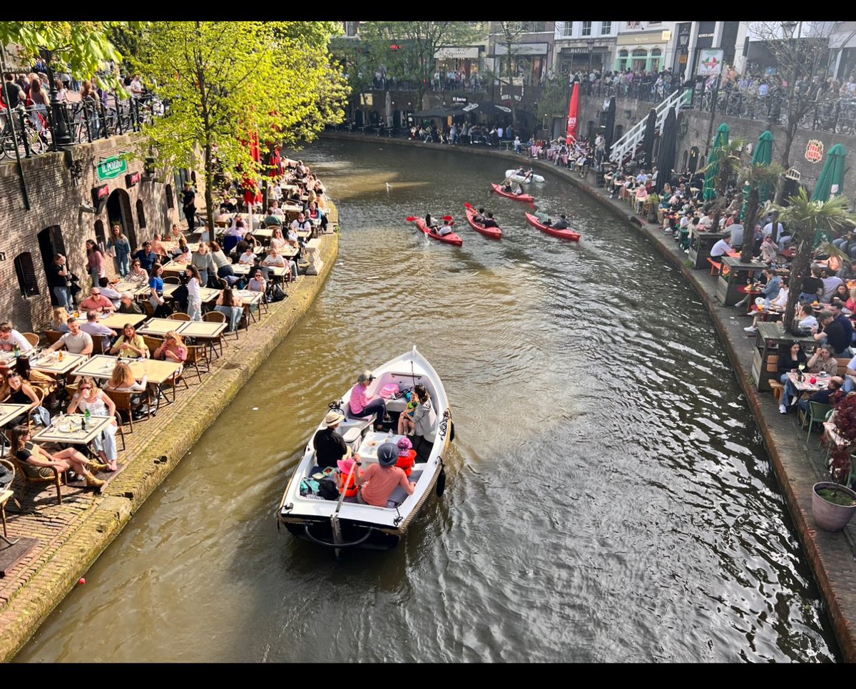 Een zomerdag in april.