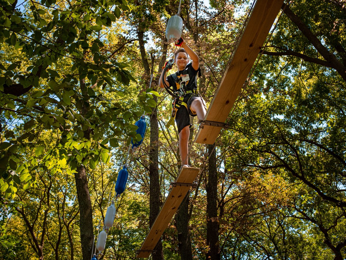 Spring into adventure with TreeRush Adventures at Fontenelle Forest! Aerial trails, swinging bridges, and zip lines through trees await. Plan your visit: bit.ly/3UbA4nl