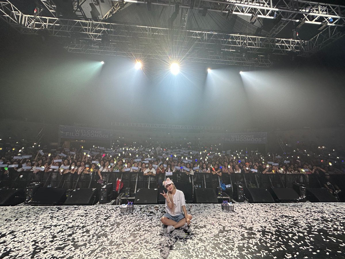 Horselin7's tweet photo. 那個…..倒數6天(⚲□⚲)小輝抵台。
我無法冷靜😃
連續兩天演唱會，至少停留4天！
我好興奮好期待好快樂

#Wheeln_1ST_WORLD_TOUR
#WheeIn #WHEEIN #휘인 #정휘인 
#丁輝人 #輝人 #happywheeinday #happywheeinday2024
#OurSpringWheeinDay https://t.co/XSeLDKmsko