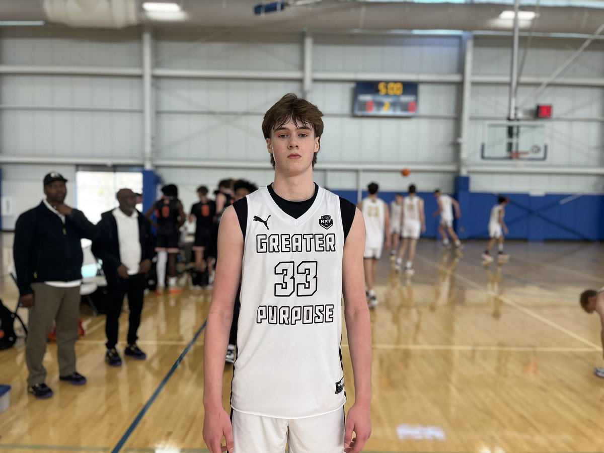 First time getting eyes on 6’7 F Danny Wrzesinski (@DannyWrz), who really impressed this morning as a two-way interior player for @_gpaschaumburg Super long and has good instincts as both a rebounder and shot blocker, proved to have nice touch in the paint as a play finisher.
