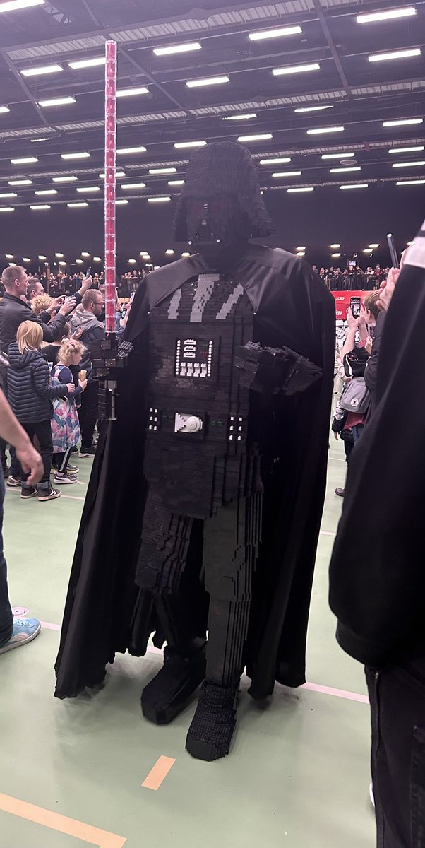 CiiNe_Christine's tweet photo. Fun day at the Sci-fi-con in Randers 🥰 https://t.co/j2tk8gKqgw