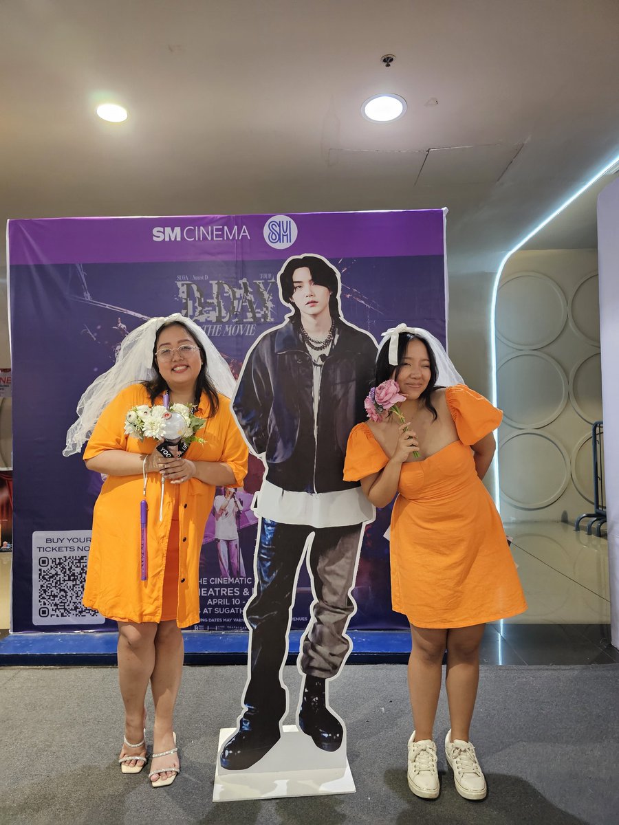 almost got married to yoongi today but another bride came in lol bangtan buddy, karibal kay yoongi; @yoongigigloss photo zone from @army_cavite #DDAY_ACFinSMBacoor