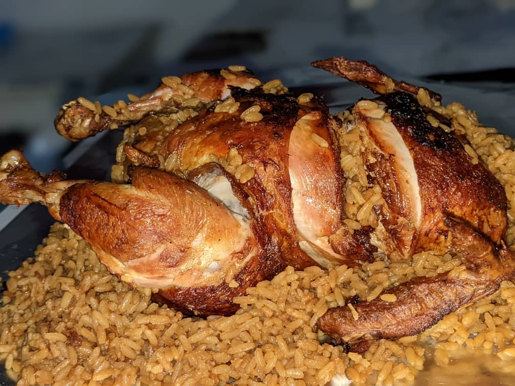 Hello #chicken lovers 
Urabona wakwishyura angahe ?
#Dehomekitchen #kigalidelivery
Call us 0788567422