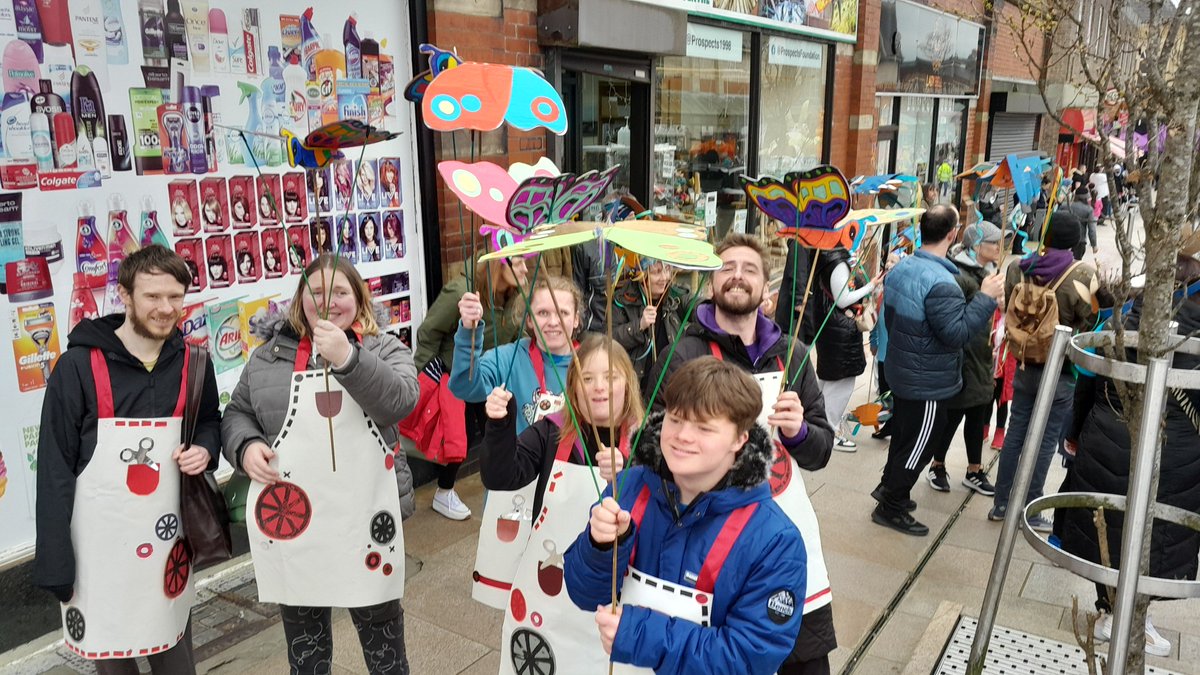 Members of our team had a great afternoon at the Accrington Spring Parade today. There were some amazing handcrafted puppets and props in the parade and it was a wonderful atmosphere!