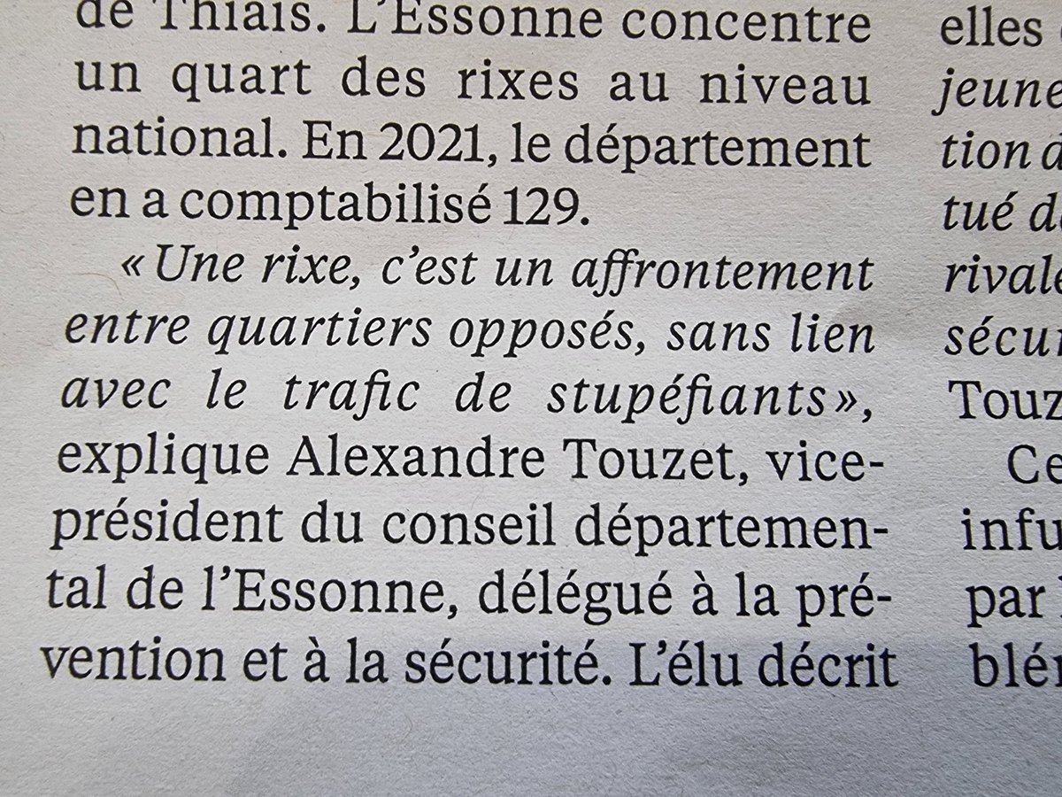 Article de fond dans @LaCroix du 12/04 sur le phénomène des rixes et leur inscription dans une histoire ancienne en #Essonne et dans une culture de violence en #France. Merci @YounaRivallain pour cette enquête de terrain.