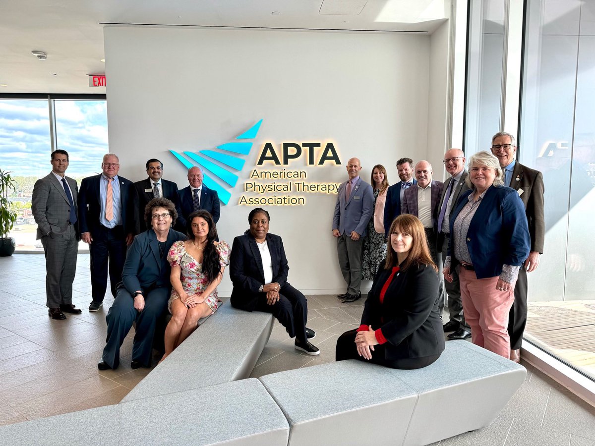 policy4pt's tweet image. Great morning learning from ⁦⁦@president_apa⁩ Scott Willis on ⁦@apaphysio⁩ efforts to improve the Health of all Australians.  The applications in US are great. Leadership is contagious- thx to Scott, ⁦@PhillCalvert⁩, @Mdripps⁩ for building this partnership