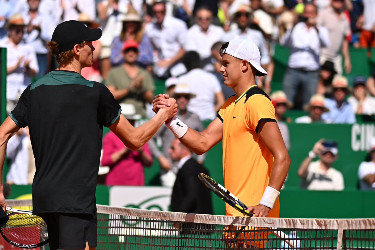 holgerrune2003's tweet photo. 3 matches in 38 hours 😂 a short but beautiful @ROLEXMCMASTERS . Happy about my level of tennis. Things to improve still and will start working on this Monday . Enjoy the weekend🧡 https://t.co/hPQ6q2VQJg