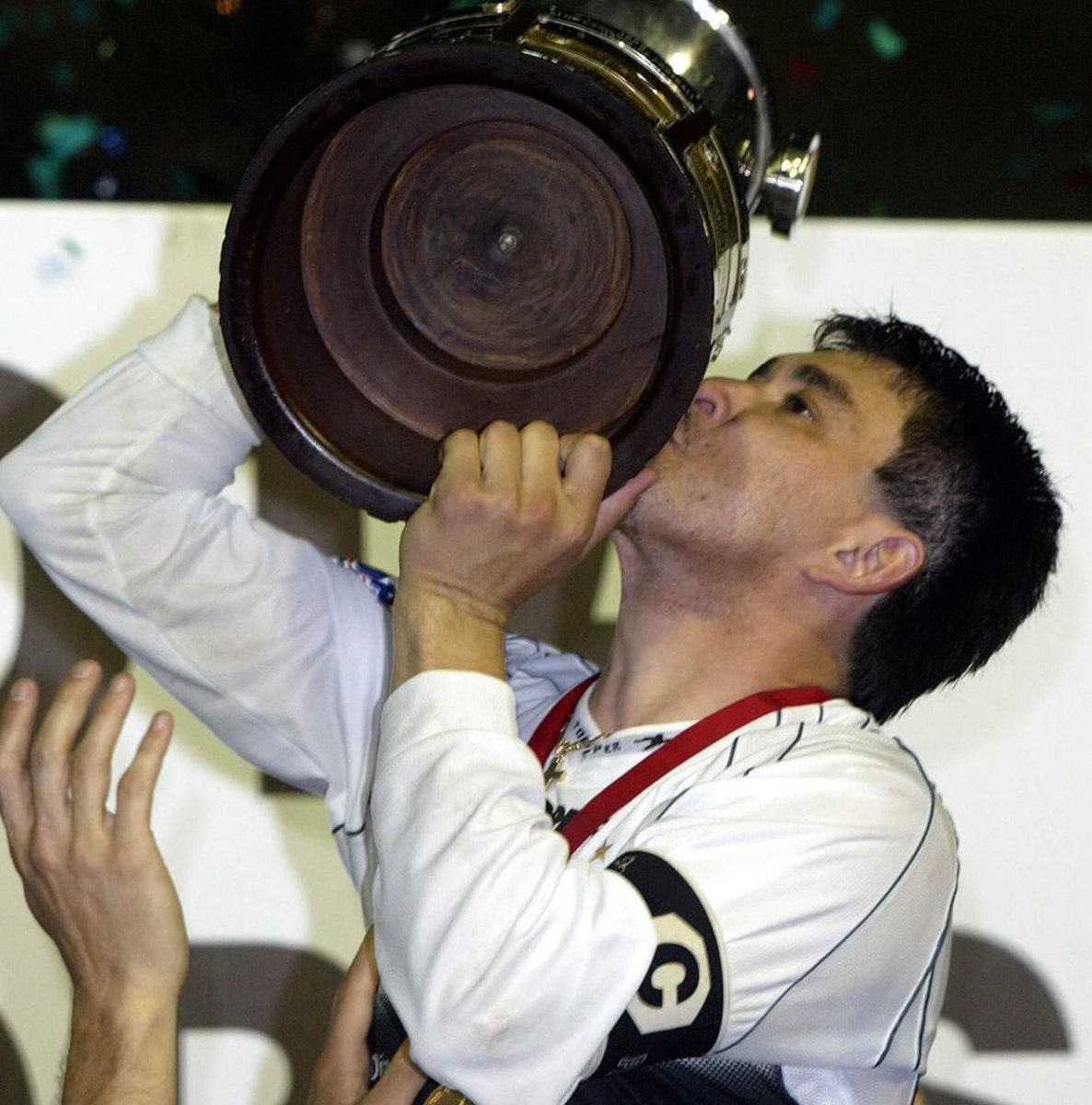 Feliz Día Internacional del Beso