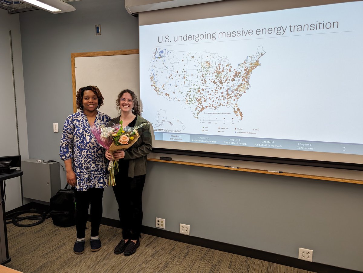 🎆🎉 New SPICE PhD! 🎉🎆 Congrats to Dr. @TeaganGoforth who successfully defended her work on air pollution disparities under different decarbonization efforts for the electric power system. One of her papers: nature.com/articles/s4146… @CMU_EPP #PhDone