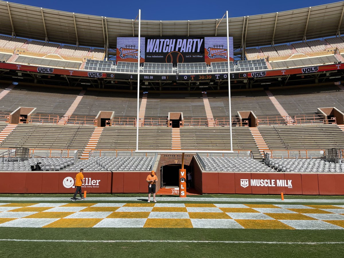 Spring game @Vol_Football today. It’s 🏈 time in Tennessee. Love this TEAM🌶️🔥🍊