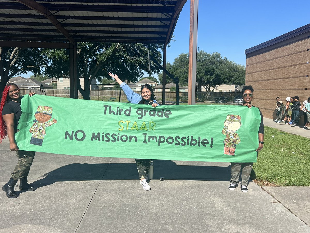 GE_Eagles's tweet photo. Our Eagles are ready to take flight and soar to success! Our STAAR pep rally and carnival got our Eagles STAAR ready! #missionnotimpossible #wegotspirit #Soaringtonewheights https://t.co/WlukEFN9Ci