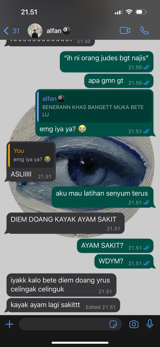 trufflaire's tweet photo. ga expect “ayam sakit”…. https://t.co/kF2xrjnuc7