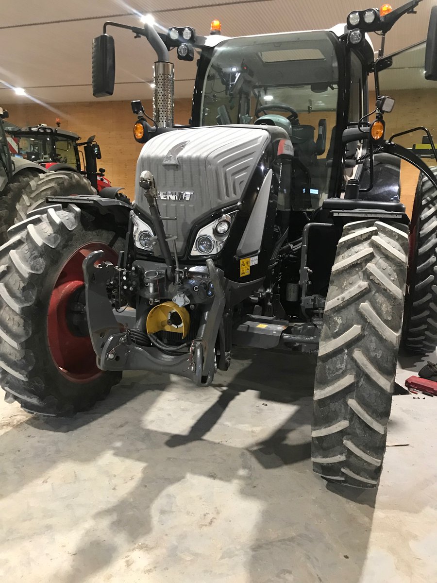 We have been busy Tuning tractors lately! For your tuning needs contact Alex Van Ginkel or Ian Pennings 
vpequipsolutions@outlook.com
#dieseltuning #fendt
