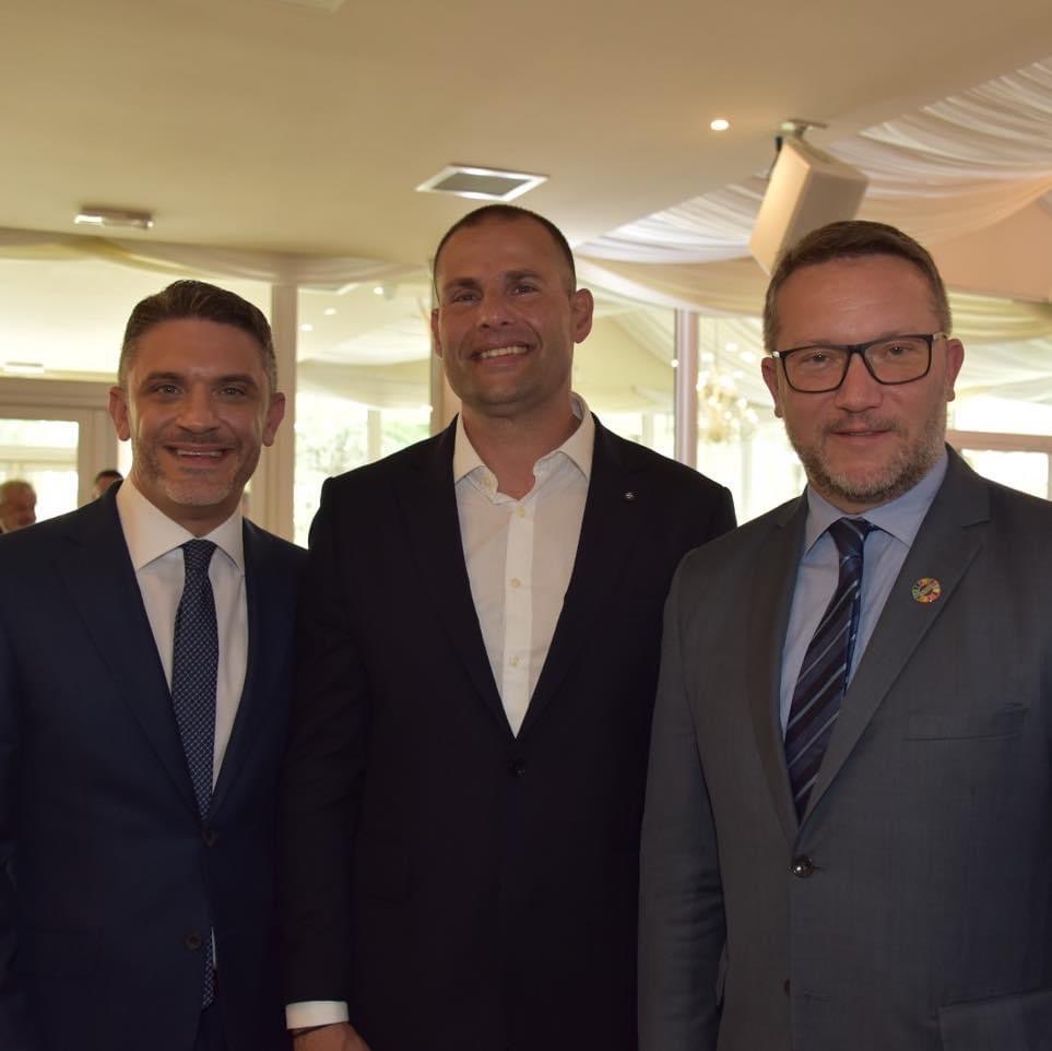 🇪🇺🇲🇹 Honored to be present in #Malta with Prime Minister @RobertAbela_MT and lead candidate Clint Azzopardi Flores at the introduction of @PL_Malta election program for #EP24 😎