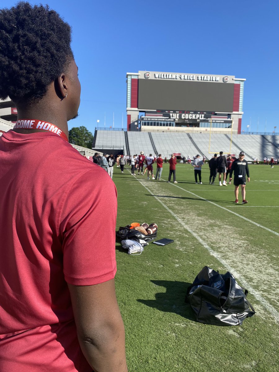 🐔Thank you for your hospitality @GamecockFB! Looking forward to coming down soon for another visit! @B_MiddletonSC @CoachSterlLuc @CoachSBeamer @eastsidefbsc @eagles_eastside @coachwoolcock @mossfitness @treyatcitizen @247Sports @On3Recruits