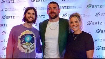 It was an incredible night at <a href="/BBowlPhilly/">Brooklyn Bowl Philadelphia</a> for our #SecretSpecialShow benefiting The House of Hope ✨ Huge thanks to Matt Quinn and Julia Pratt for their extraordinary generosity, playing to a packed house—all to support our foundation’s work in #Philly.