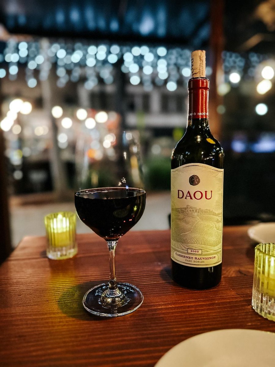 🍷 Indulge in an unforgettable evening at our Winemaker's Dinner featuring DAOU Vineyards on April  17th! 🌟 Join us for a culinary journey paired with exquisite wines for just $75 per person. 
#dauo #winetasting #winemakersdinner #tempokb #girloy #visitgilroy #wine