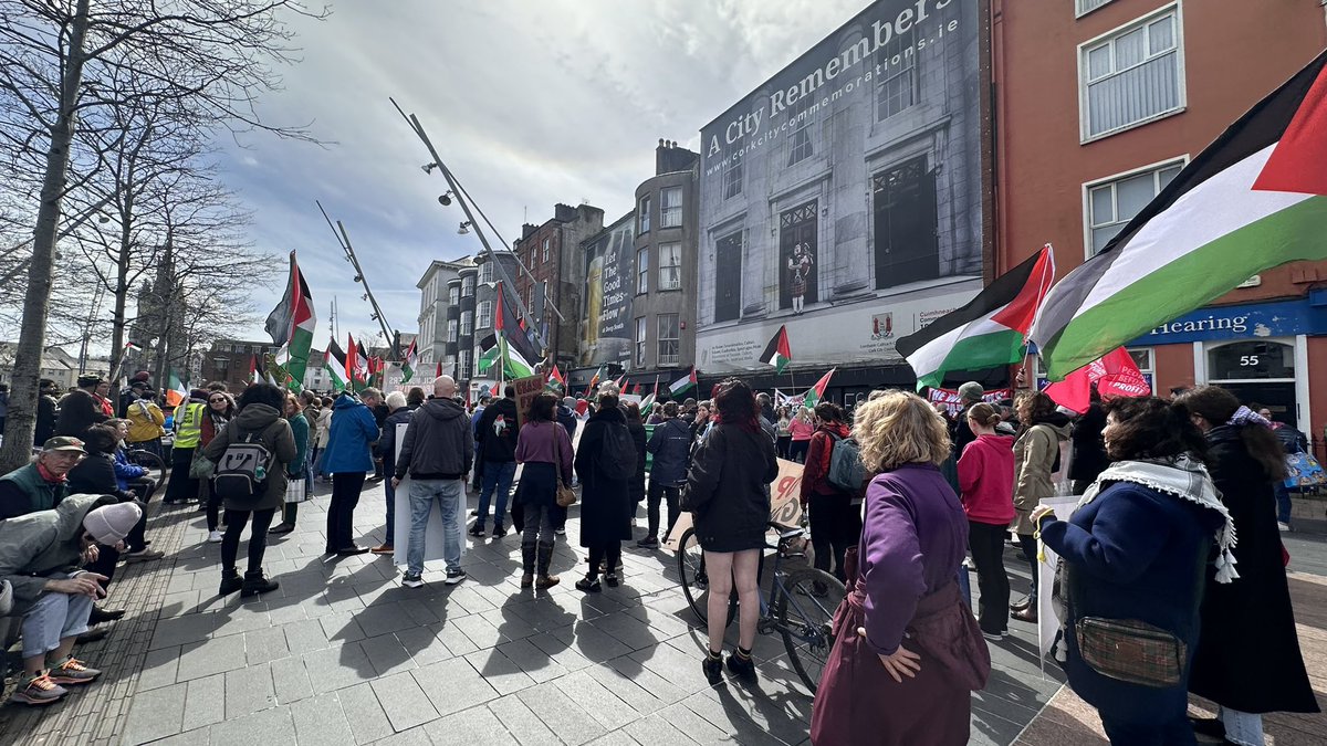 If you thought Cork forgot about Palestine, think again. Free Palestine, ceasefire now, permanent. Week 27. 🇮🇪🇵🇸 @CampaignCork #freepalestine #ceasefirenow