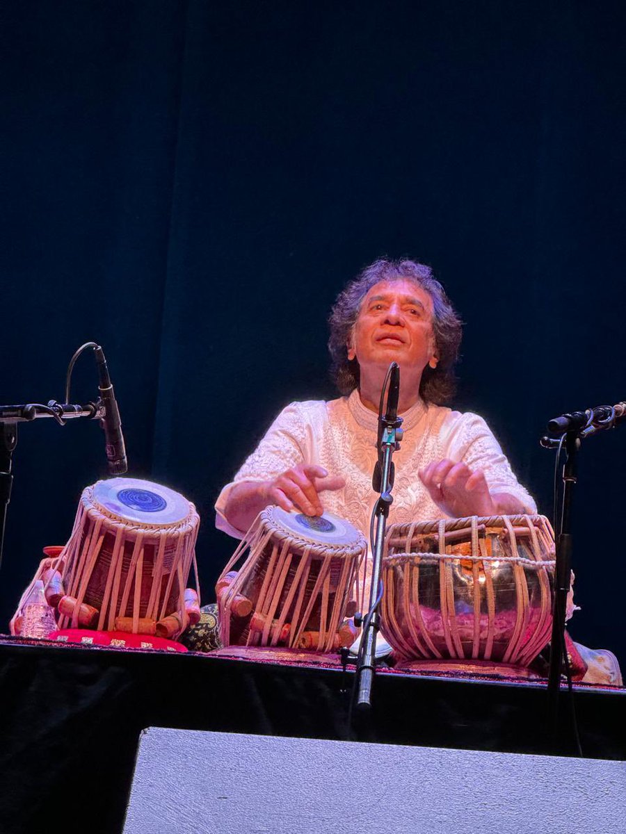 What a sweet coincidence! Yesterday, I arrived in Princeton and had the opportunity to attend yet another unforgettable concert of the legendary tabla maestro and my friend @ZakirHtabla. Before the concert, we had a great conversation about our movement on global compassion,…