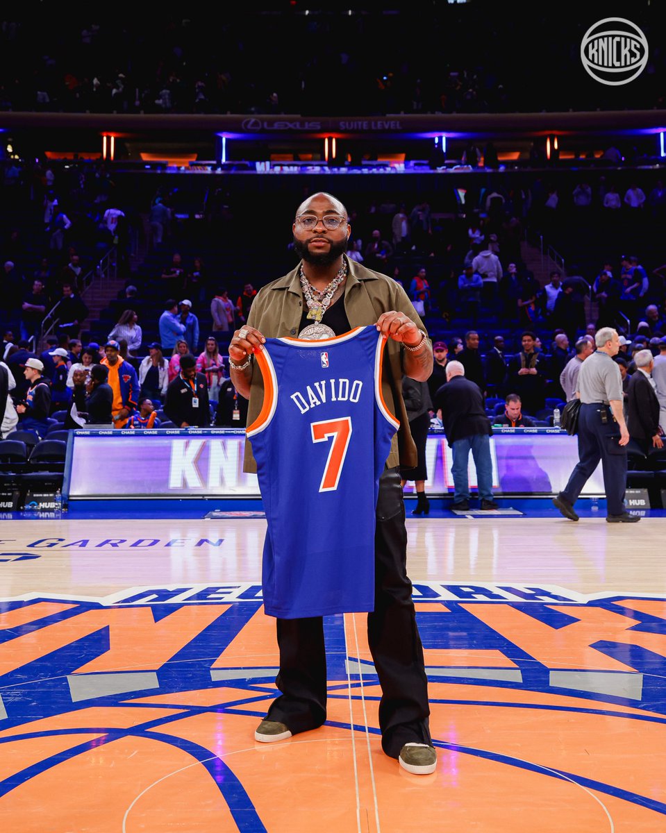 nyknicks's tweet photo. .@davido https://t.co/giCbpNqs5J