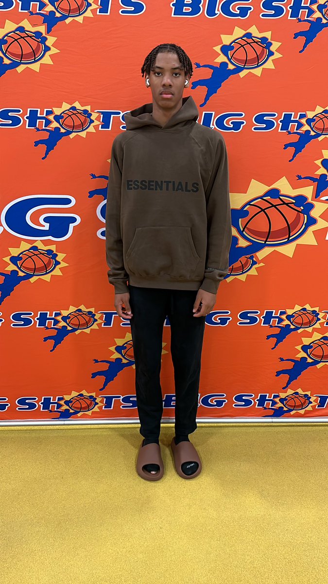 #BIGSHOTS #BooLegacy 

15u Boys

Bwsl eybl 2028 46
#12 Justus Ferrell 7pts
#3 Jaiden Hunter 5pts

Young Kings Elite 20
#5 Kyle Enterline 7pts
#40 Randall Kellum 5pts