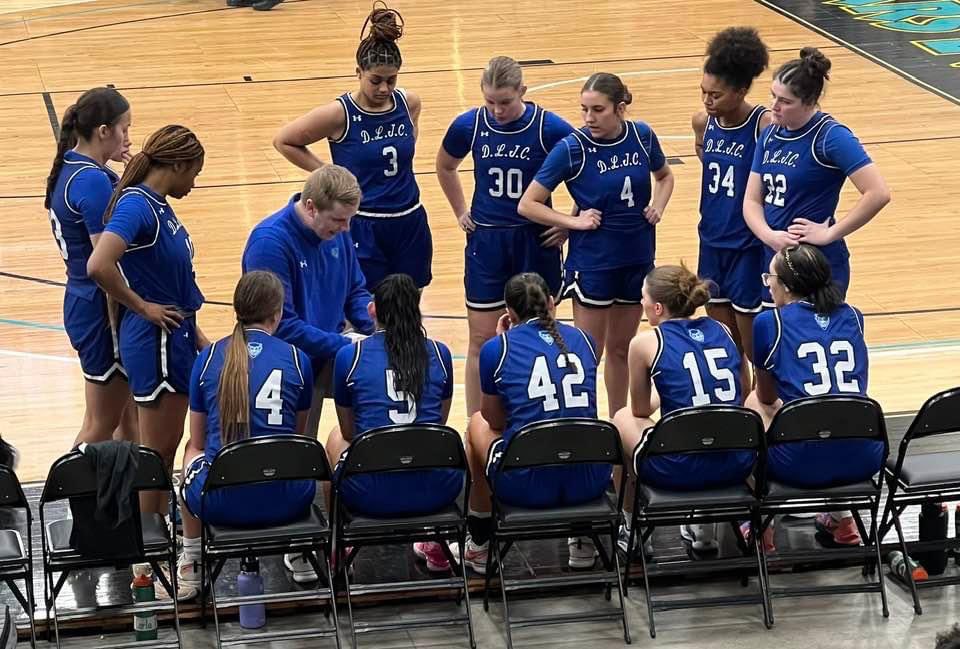 Coach_ClarkR's tweet photo. To Lake Region State College and Devils
Lake Community… 💙💙 https://t.co/ZezTapN3mG