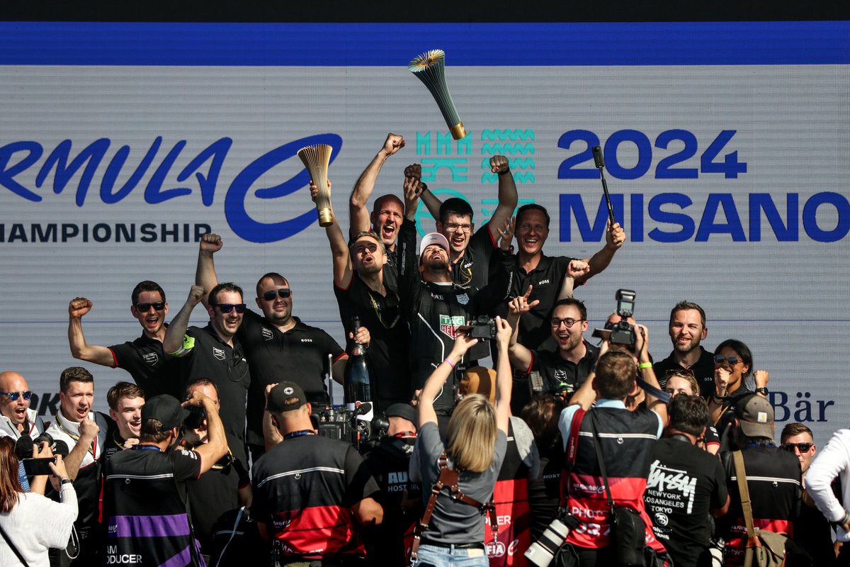 Auto_Taste's tweet photo. Antonio Felix da Costa wins Round 6 in Misano!

He's the sixth race winner in six races - this is one tight championship

🇮🇹 #MisanoEPrix #FormulaE https://t.co/r41fEoiTG5