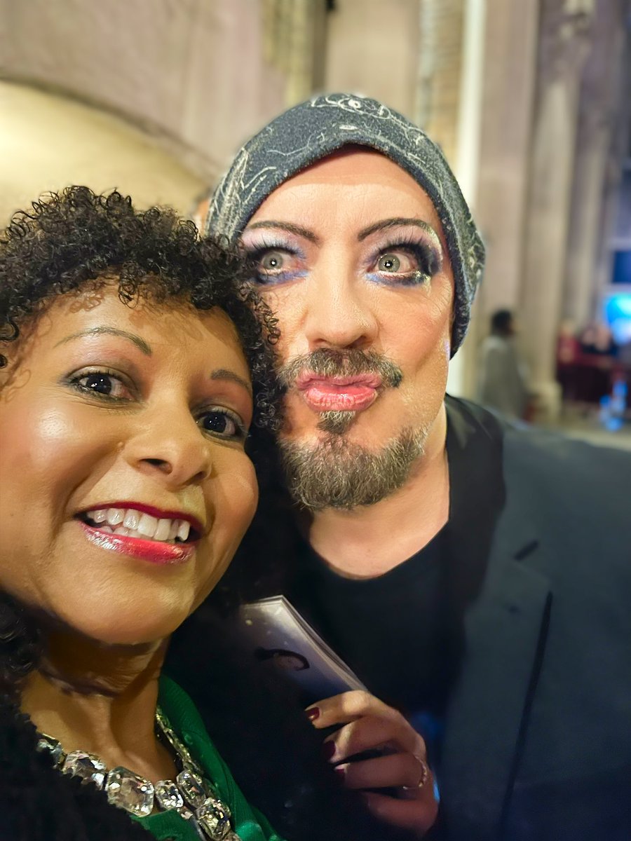 @BoyGeorge @MoulinRougeBway Great to see you again at the stage door in March. From Norwich to New York! 😊🇺🇸 #moulinrouge #broadway