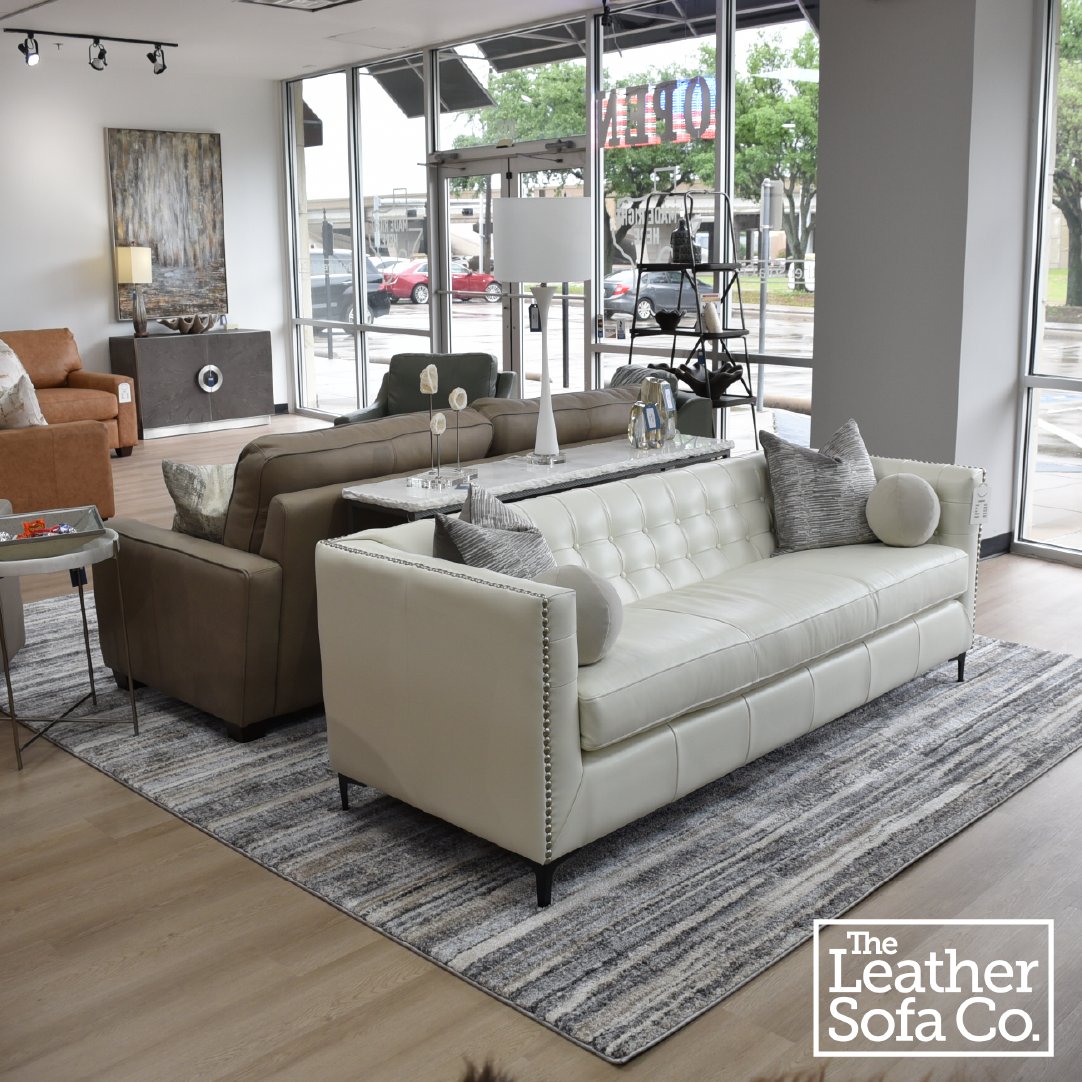leathersofaco's tweet photo. New look, same quality furniture! Visit our Frisco store to see our transformation and explore our refreshed showroom with over a dozen new products!
#LivingRoomInspo #LeatherSofaCo #InteriorDesign #ModernFurniture #FriscoStyle #FriscoTexas #DFW #FamilyOwned #Transitional https://t.co/xhYEEy3fGx