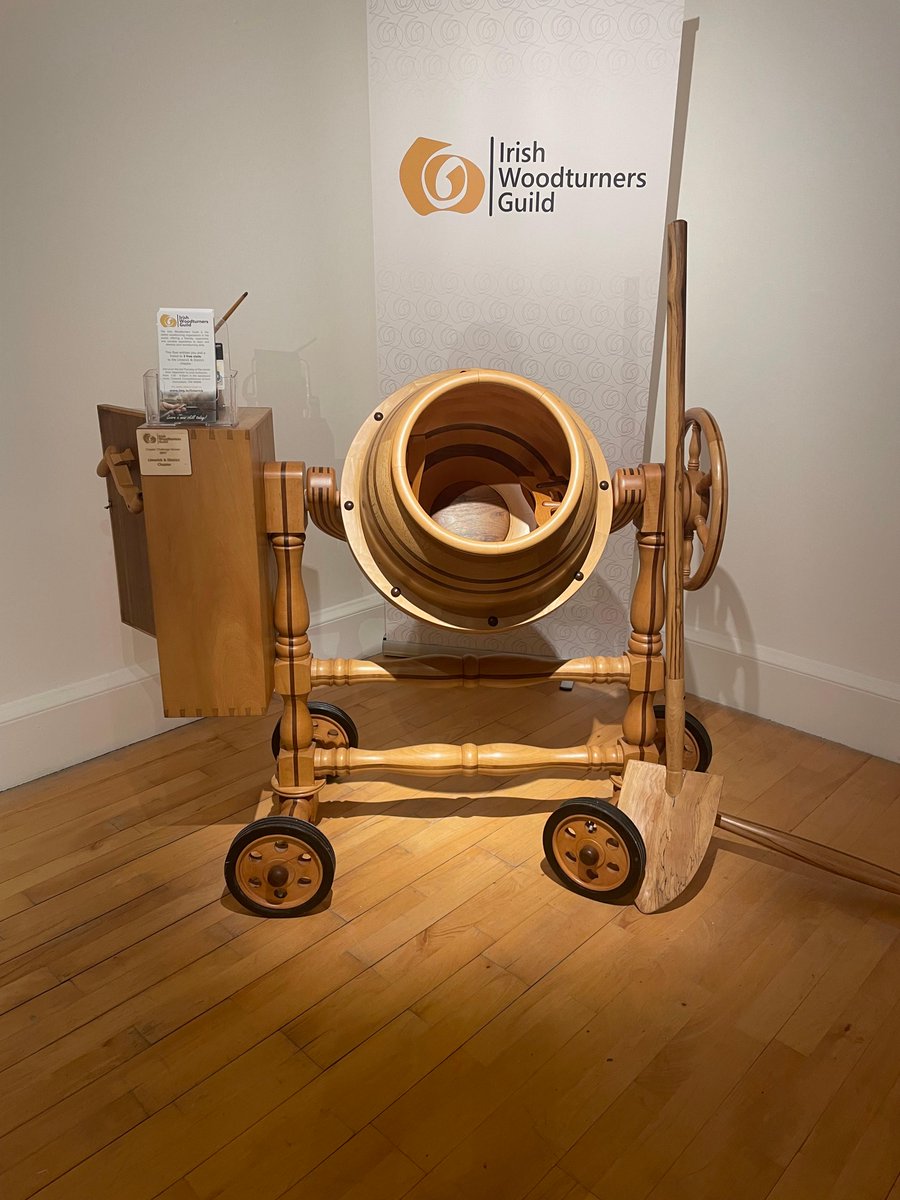 Did you know? 🤔 In 2017, this cement mixer won the 'Chapter Challenge', an annual Irish Woodturner's Guild competition. Even the mechanism is made of wood and it works! If you want to see it, come to our exhibition 'Turning Turns 40'! #TurningTurns40 #HuntMuseum #exhibition