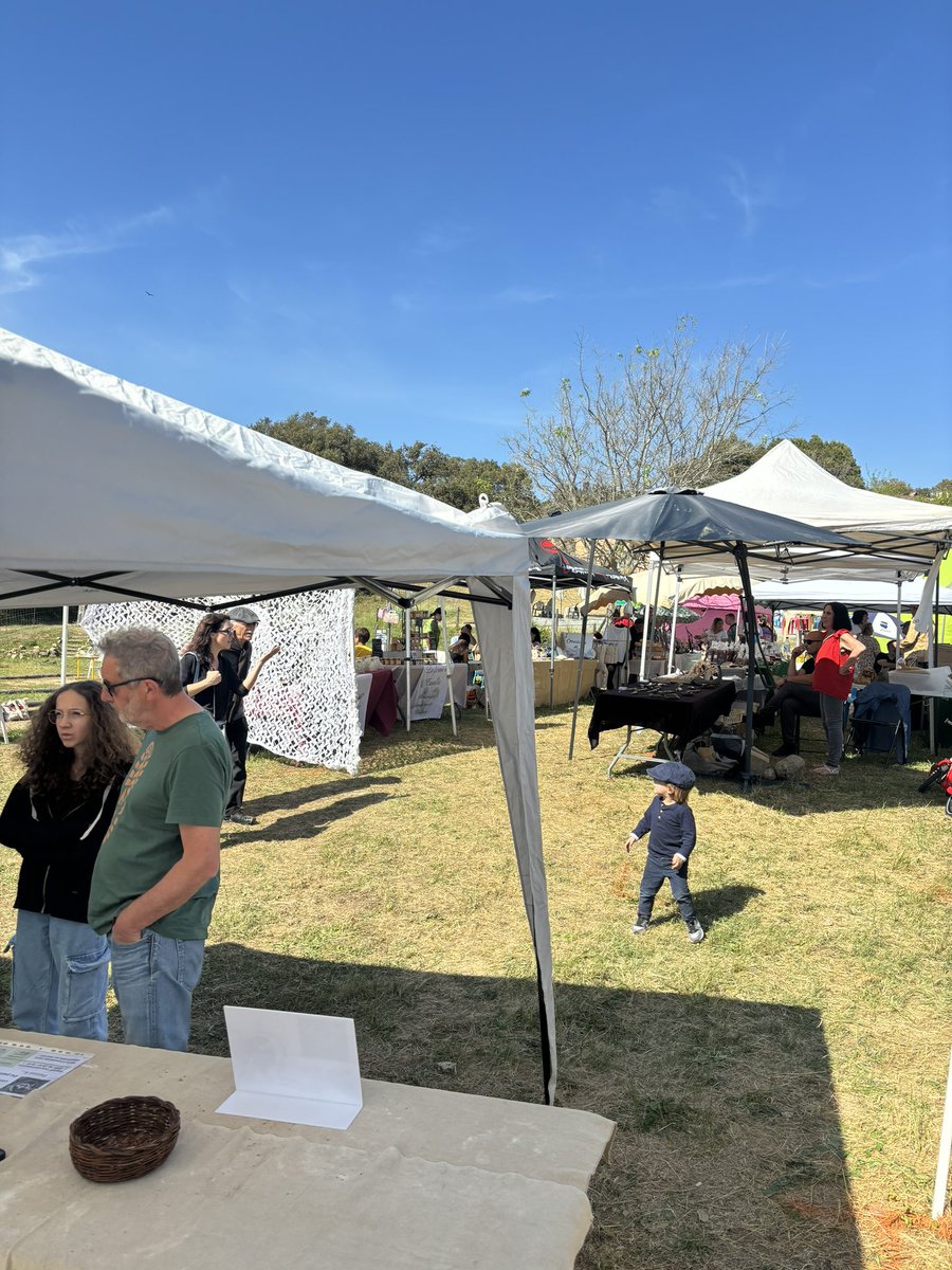 CPedinielli's tweet photo. Presente au lycee agricole de #Sartene pour cette belle manifestation, de nombreux stands et toute l’equipe du lycee mobilisée
bravo a tous et aux artisans .
A Fiera di u Campus AgriCorsica, Prima Edizioni
#odarc #msa https://t.co/VYJSCqAm8o