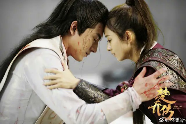 femeec's tweet photo. #PrincessAgent what reminds me of that scene was this: 🥺❤️🥰
#ZhaoLiYing #LinGenXin https://t.co/P1IKGNskl6
