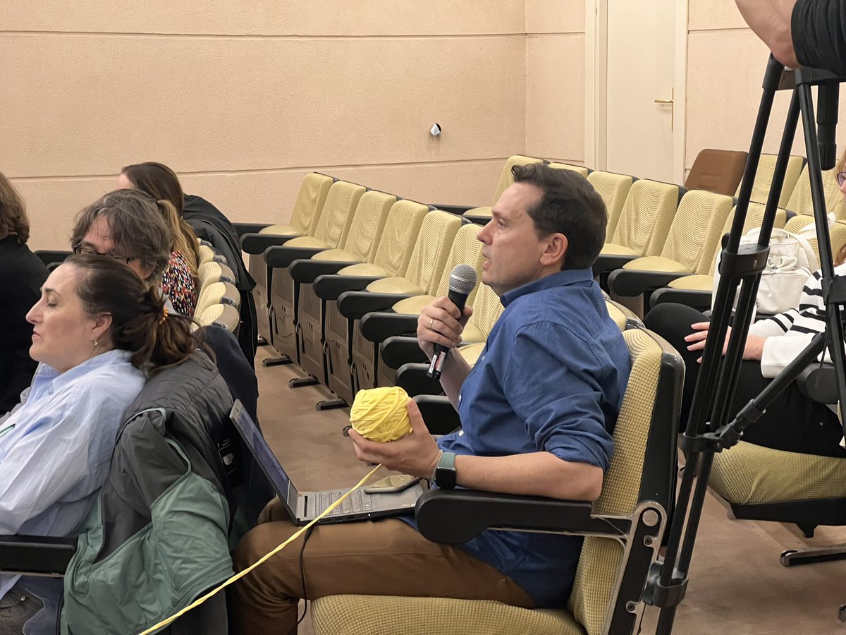 Aquí estamos formándonos en #Teruel en el 4 CONGRESO NACIONAL SOBRE LA ENSEÑANZA DE LA ECONOMÍA

ICornner de la mano de <a href="/priqgonz/">pablo riquelme</a> <a href="/blancanamero/">BlanCanamero</a>, <a href="/PedroOrtn2/">Pedro Ortín</a> e Inmaculada Lucia. Gran espacio de reflexión docente

Gran trabajo de <a href="/ADESDAR/">ADESDAR </a> y de <a href="/Ceapes2/">Ceapes</a> 
#CONGRESOECONOMIASECUNDARIA