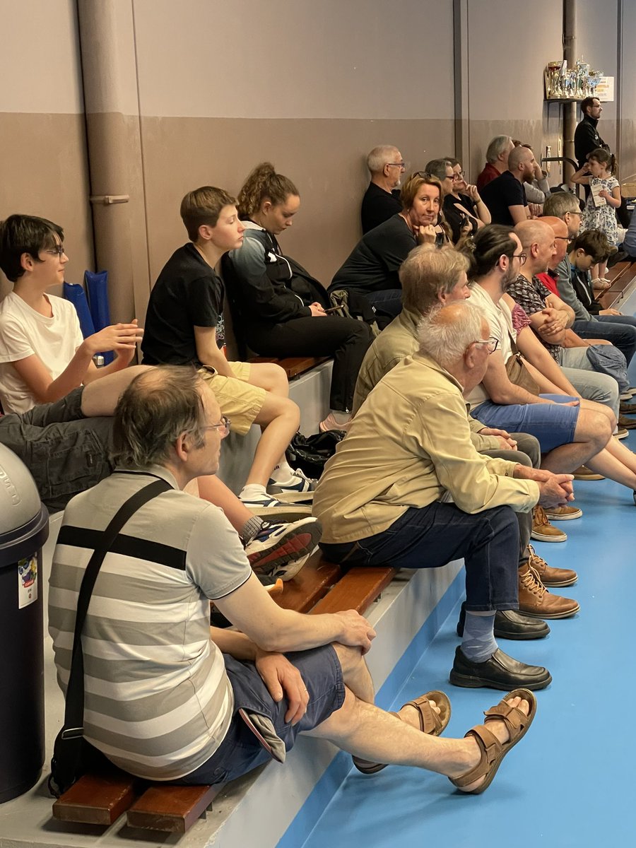 PatJean44's tweet photo. Il ne faut vendre la peau de l’ours avant de l’avoir tué mais le @PPC_SaintSeb @stsebsurloire mène 5-0 contre les 1ers #Proville https://t.co/TckBn8j4Ef