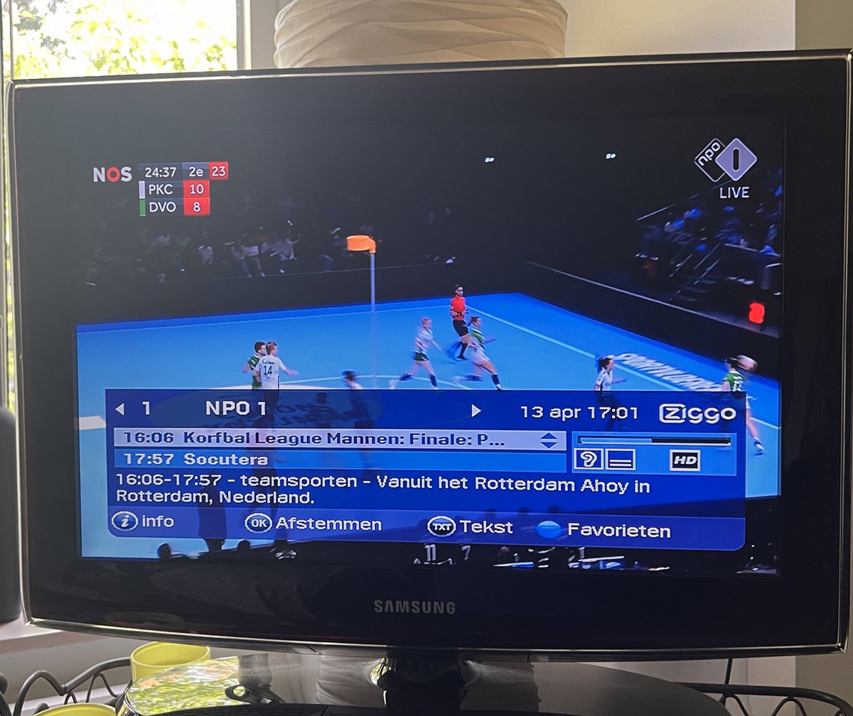 Talendomein's tweet photo. @NOSsport #korfbal #pkcdvo #taalvoutjes korfbal alleen voor mannen? https://t.co/M72AczAMaG