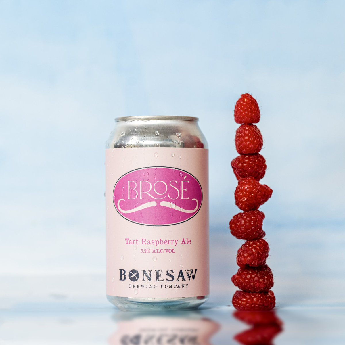 BonesawBrewing's tweet image. Toast the weekend w/ a glass of bubbly Brosé, now pouring at our Glassboro taproom &amp;amp; avail in cans at both locations! Brosé 6-packs are heading to all distro partners next week so look for it in your local NJ store. 🍻 #raspberryale #drinkpink #craftcans #njbeer #broséallday