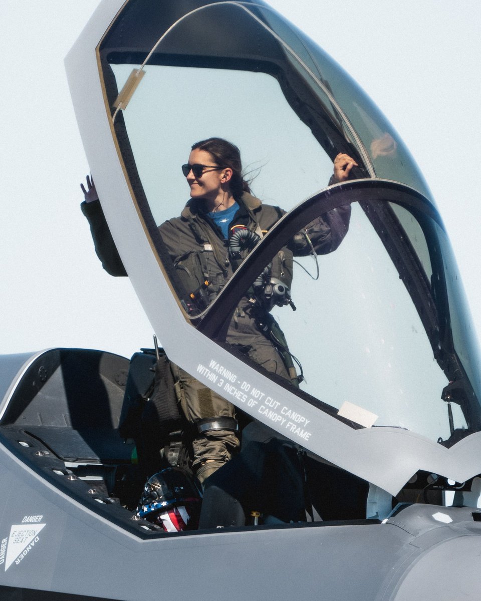 engledigital's tweet photo. #f35 | #sonyphotography https://t.co/ywLr9N2Non