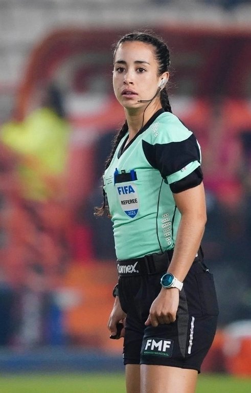 stripe_mx's tweet photo. Me preocupa que el Cruz Azul juega un partido con el estilo Anselmi y al siguiente juega estilo Joaquín Moreno.

Ayer ganaron por un penal rigorista que afortunadamente marcó mi novia Katia Itzel. https://t.co/mIyoNKfWfS
