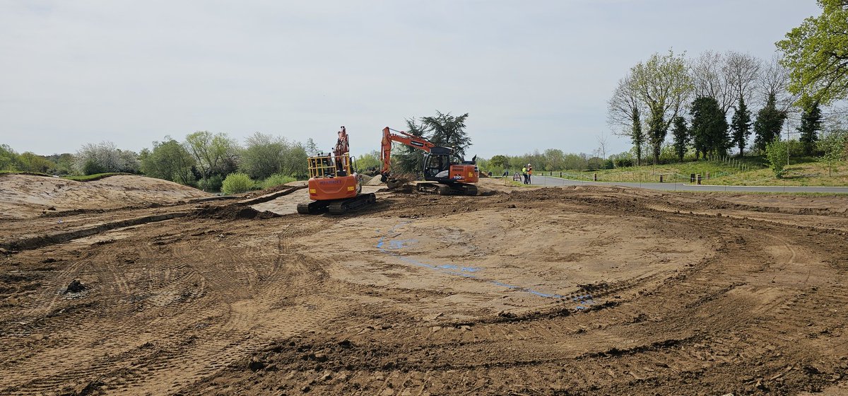 The Dimpled Egg tweet media