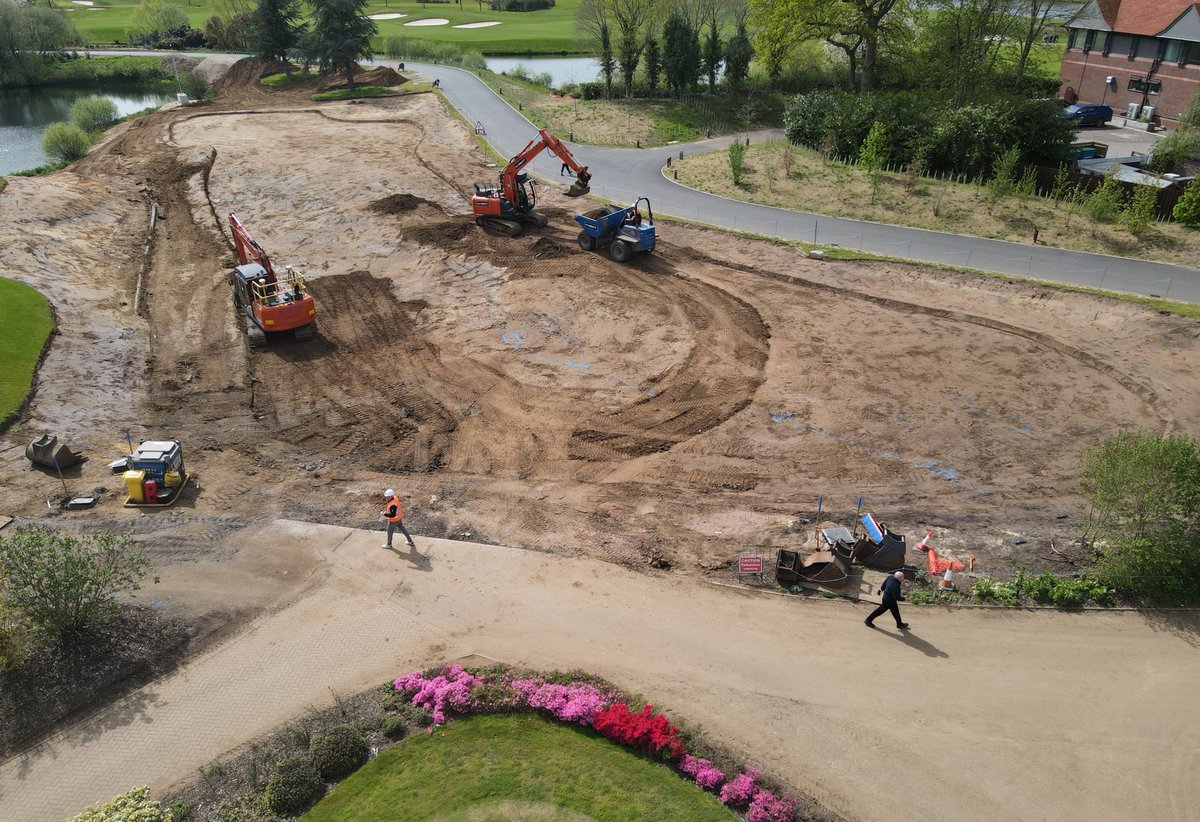 The Dimpled Egg tweet media